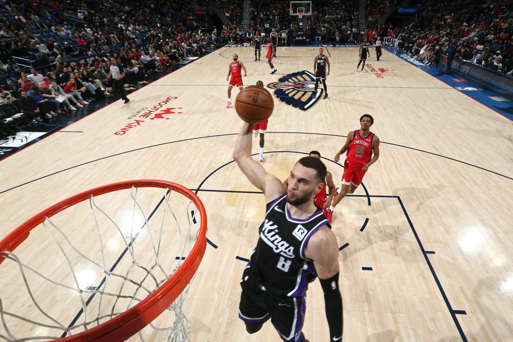 足球比赛中 足球比赛中