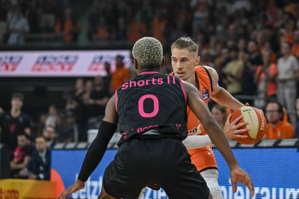 的稳定核心 的稳定核心